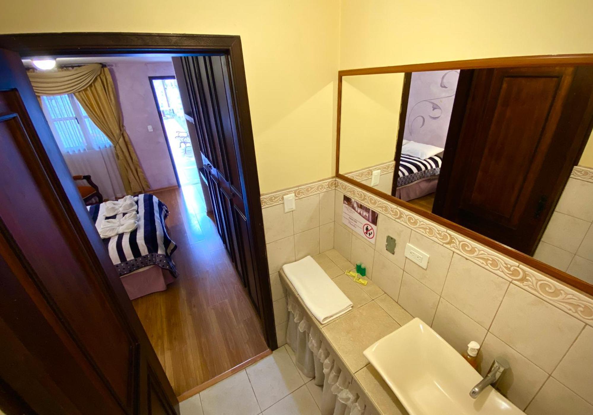 Latacunga Hostel Zewnętrze zdjęcie