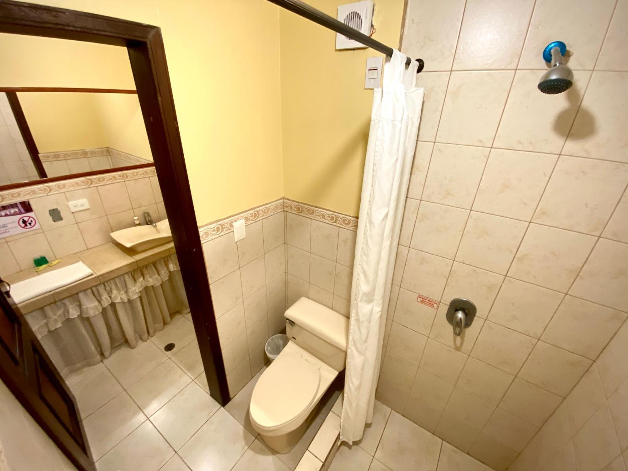 Latacunga Hostel Zewnętrze zdjęcie